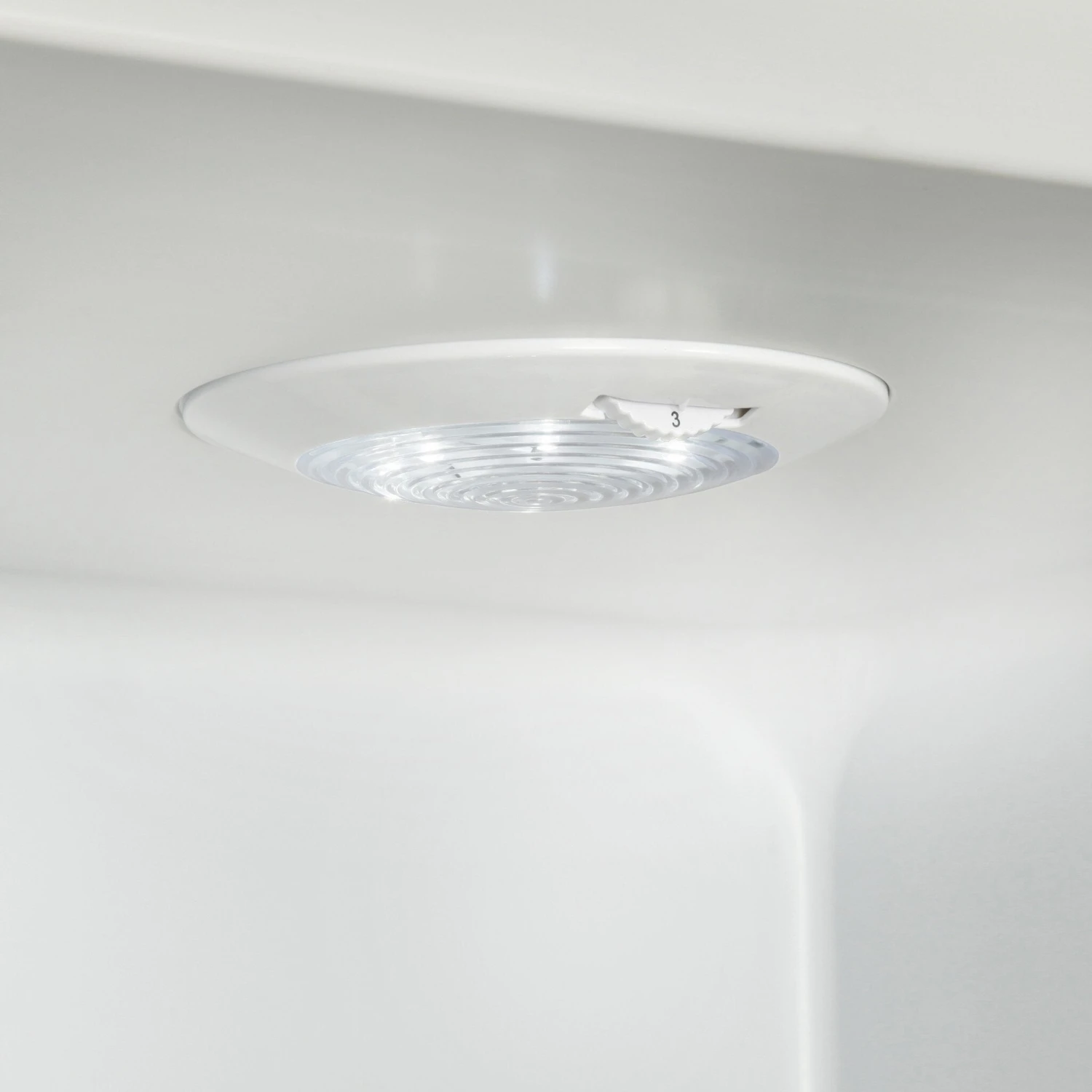 Swan SR11050BLN Fridge Freestanding 330 L F Blue 8 Swan SR11050BLN Fridge Freestanding 330 L F Blue - Image 8