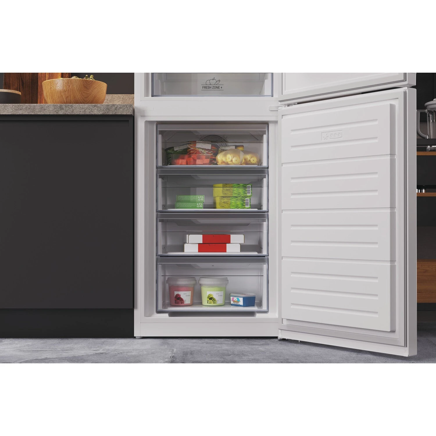 Hotpoint HTFC8 50TI1 W 1 Fridge-freezer Freestanding 322 L F White 5 Hotpoint HTFC8 50TI1 W 1 Fridge-freezer Freestanding 322 L F White - Image 5
