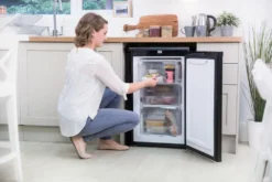 Russell Hobbs RHUCFZ3B Freezer Upright Freezer Freestanding 68 L F Black -Quality Home Appliances Store 581ec3e4ac7e09e0a68404494a63314a