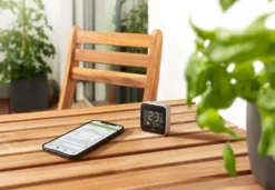 Eve Connected Weather Station With Apple HomeKit Technology -Quality Home Appliances Store EN Eve Weather Lifestyle 11 scaled