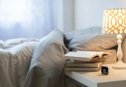 Eve Room Indoor Air Quality Sensor With Apple HomeKit Technology 25 Eve Room Indoor Air Quality Sensor With Apple HomeKit Technology -Quality Home Appliances Store Eve Room Lifestyle 09 scaled