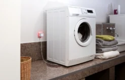 Eve Connected Water Leak Detector With Apple HomeKit Technology -Quality Home Appliances Store Eve Water Guard Lifestyle 01 ad7cf7c5 6feb 4591 bcef 890dfdd70e49 scaled