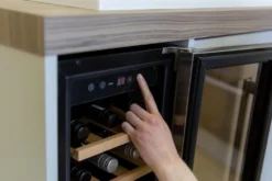 Russell Hobbs RHBI18WC1SS Wine Cooler Thermoelectric Wine Cooler Built-in Stainless Steel 18 Bottle(s) -Quality Home Appliances Store be992eb9984e150ac8e5fe2392204c4c