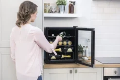 Russell Hobbs RHGWC1B-C Wine Cooler Thermoelectric Wine Cooler Freestanding Black, Stainless Steel 12 Bottle(s) -Quality Home Appliances Store c64e75c3f421a2da45fe4bd7c0286cde