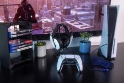 Venom DUAL PLAY & CHARGE CABLE FOR PS5 -Quality Home Appliances Store d4f89714421e00eb7032b69512bcff8d