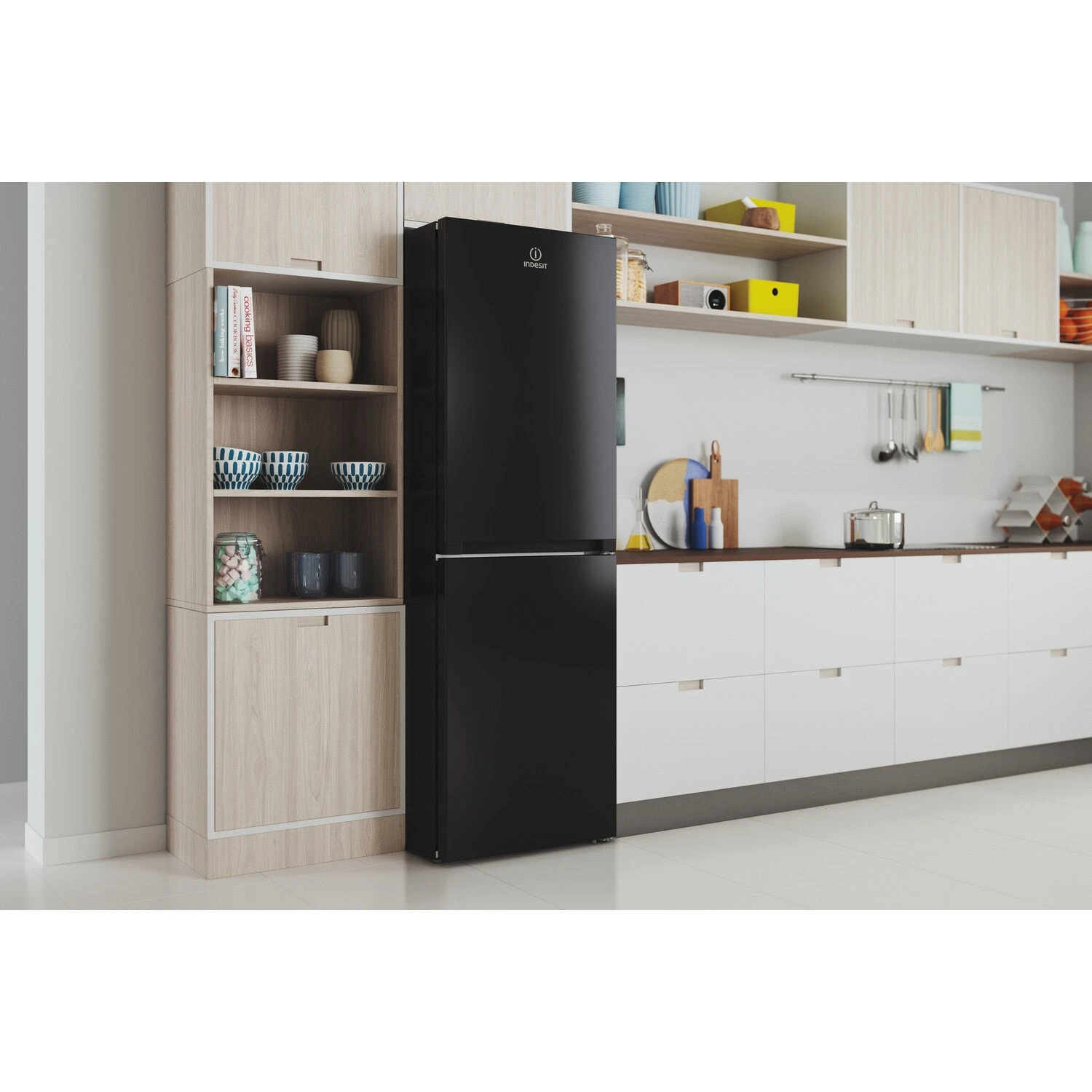 Indesit INFC8 50TI1 K 1 Fridge-freezer Freestanding 322 L F Black 6 Indesit INFC8 50TI1 K 1 Fridge-freezer Freestanding 322 L F Black - Image 6