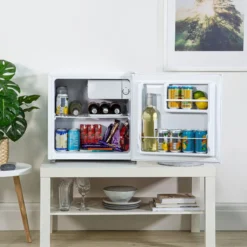 Kuhla KTTF4GB-1022 Fridge Freestanding 43 L F Multicolour, White -Quality Home Appliances Store e1f4254be0a6973e947f3d8e76020dc4